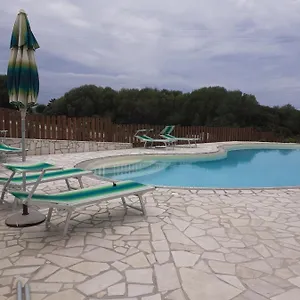 Ferienhaus Gli Olivastri Con Piscina,solarium, Vista Mare ,sole -mare E Tanta Natura ,climatizzatore,wifi, Aglientu